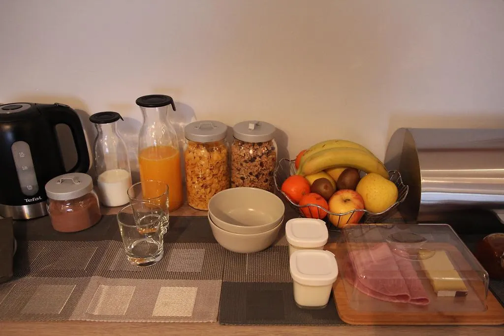 La Grange Des Griottiers Bed & Breakfast Saint-Priest
